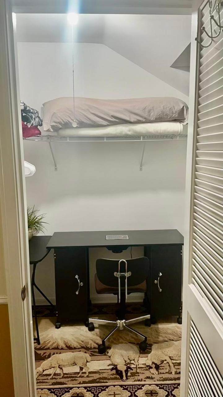 B3 A Private Room In Naperville Downtown With Desk And Wi-Fi Near Everything Esterno foto